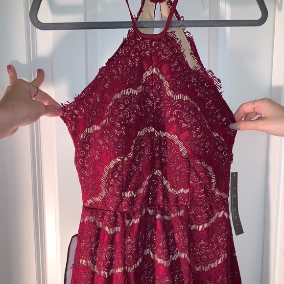 Burgundy Lace Mini Dress - Picture 3 of 5